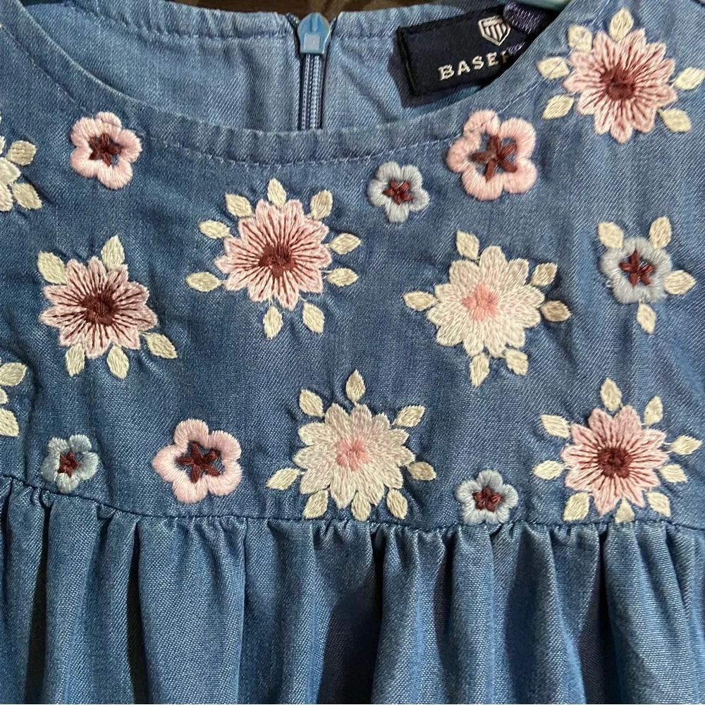 BASEFIELD Floral Embroidered Girls Chambray Dress Prairie Size 5T Modest Comfy